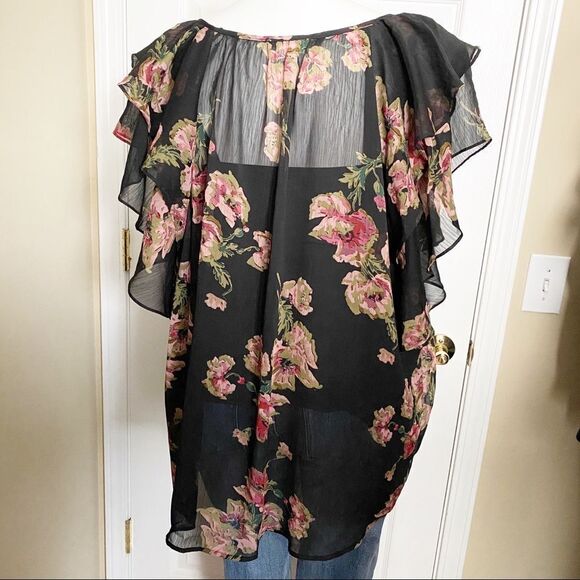 WD NY 3X Sheer Romantic Floral Flutter Sleeve Top - Picture 3 of 8
